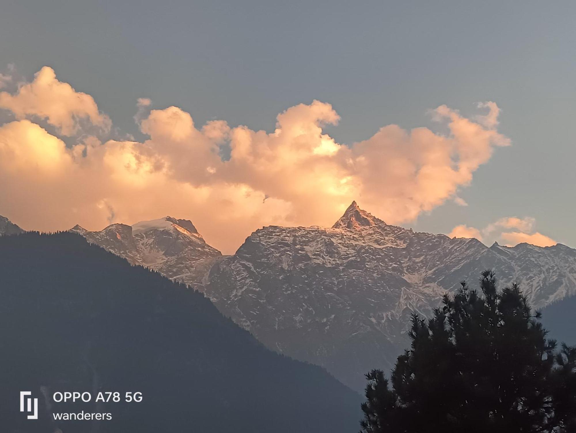 Wanderers Homestay -All Mountain Facing Rooms Kalpa Zewnętrze zdjęcie