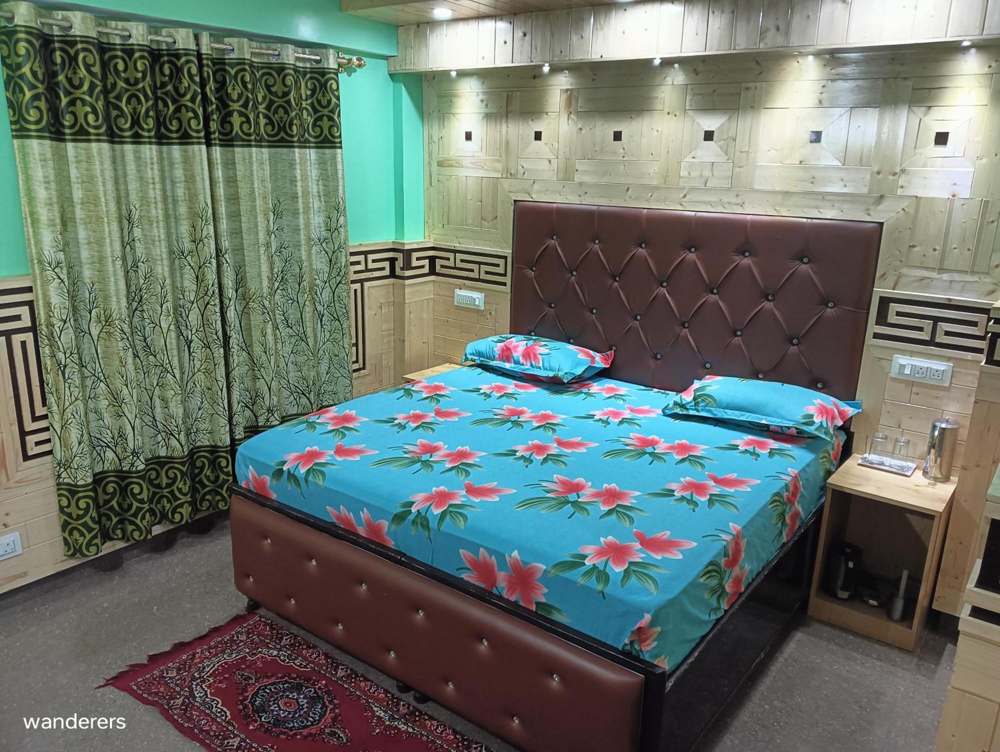 Wanderers Homestay -All Mountain Facing Rooms Kalpa Zewnętrze zdjęcie